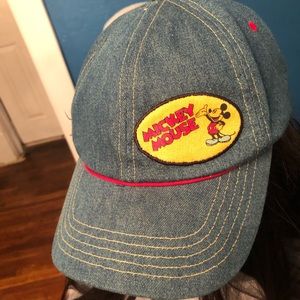 Disney MICKEY MOUSE Denim Retro Baseball Cap hat
PREOWNED/USED